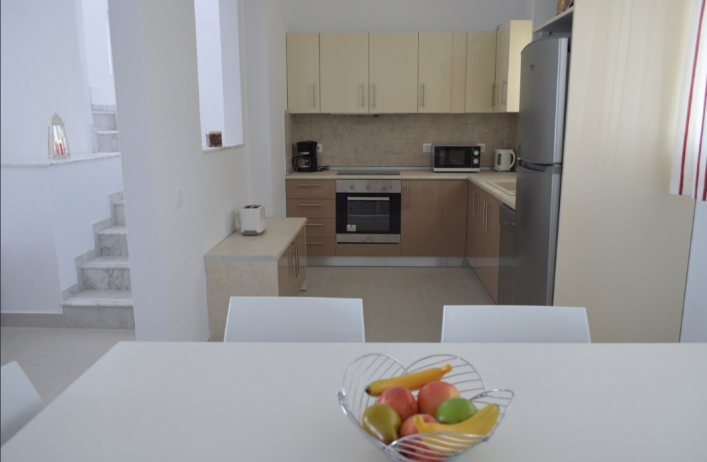 http://www.gennadiaegeanvillas.com/wp-content/uploads/2015/02/1-1024x670.jpg